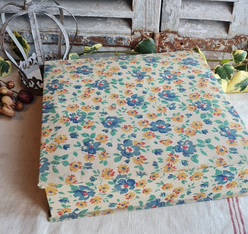 Ancienne grande boite a - ,